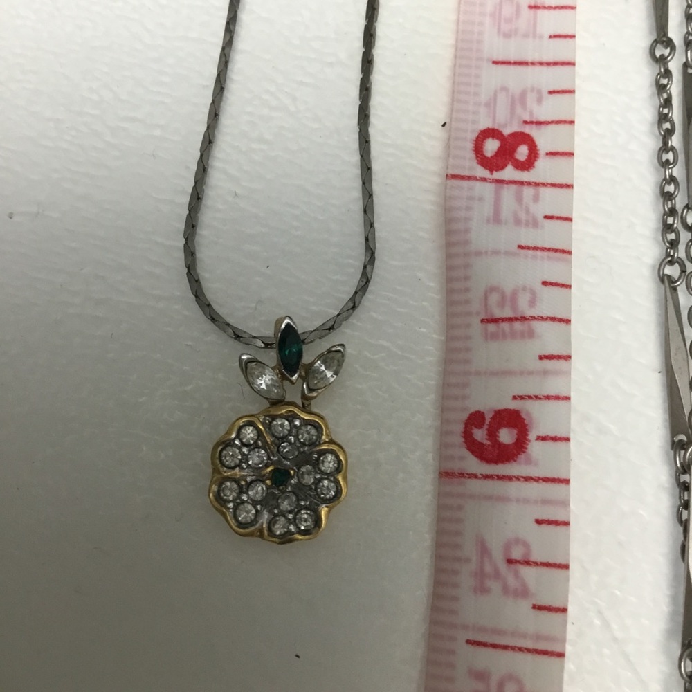 3 Necklaces bundle - Picture 4 of 7